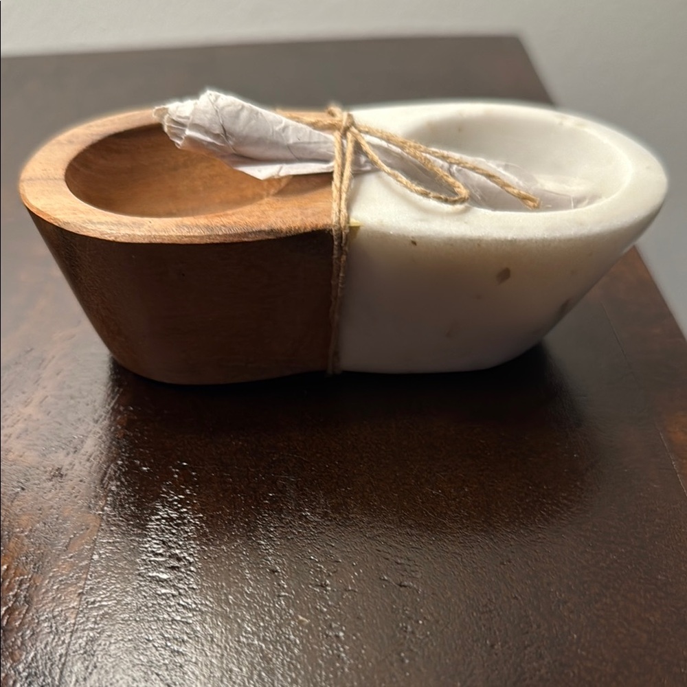 Anthropologie White and Brown Soap Dish